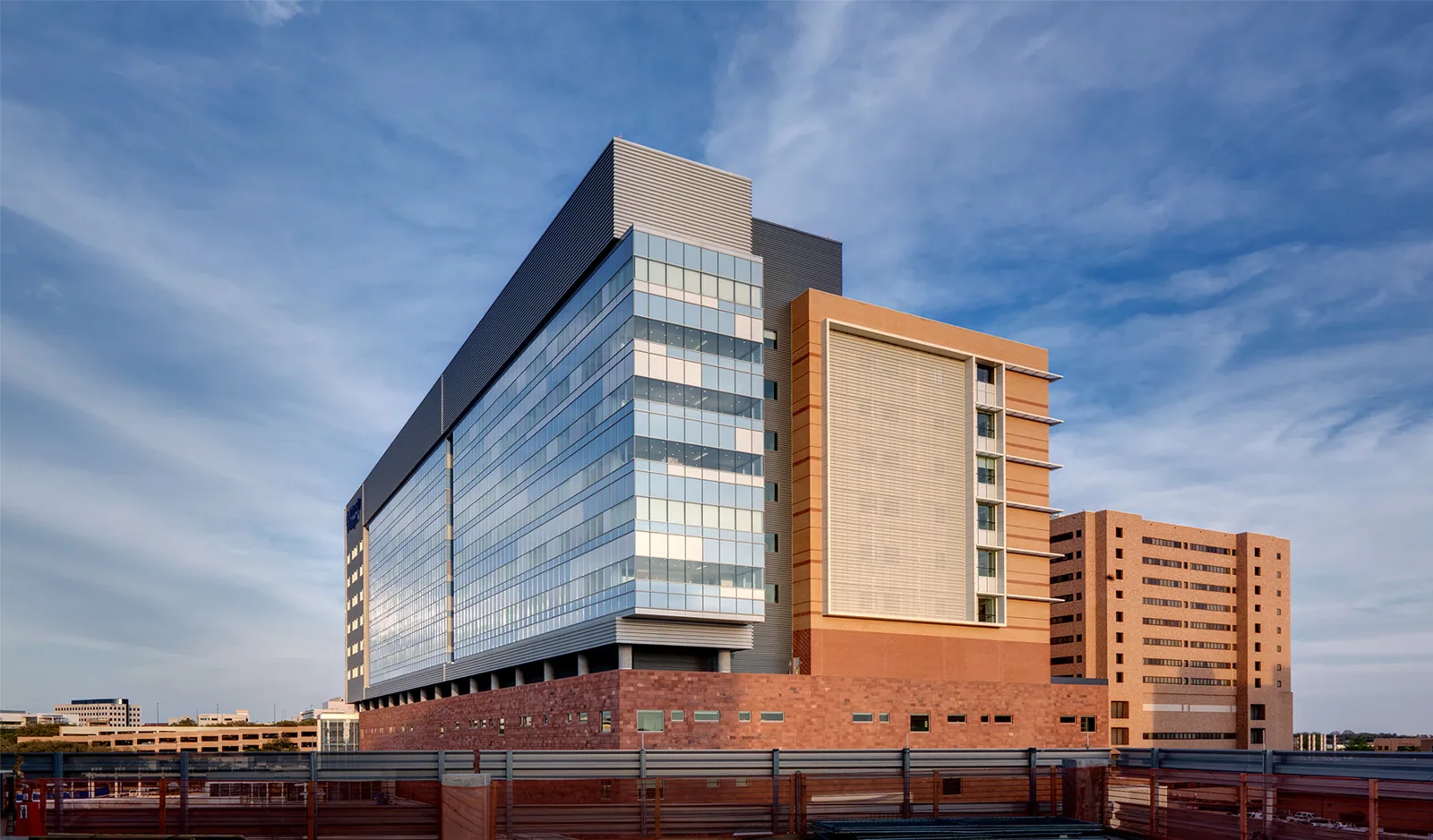 Roof Coordination for Healthcare Systems in Grand Prairie, TX