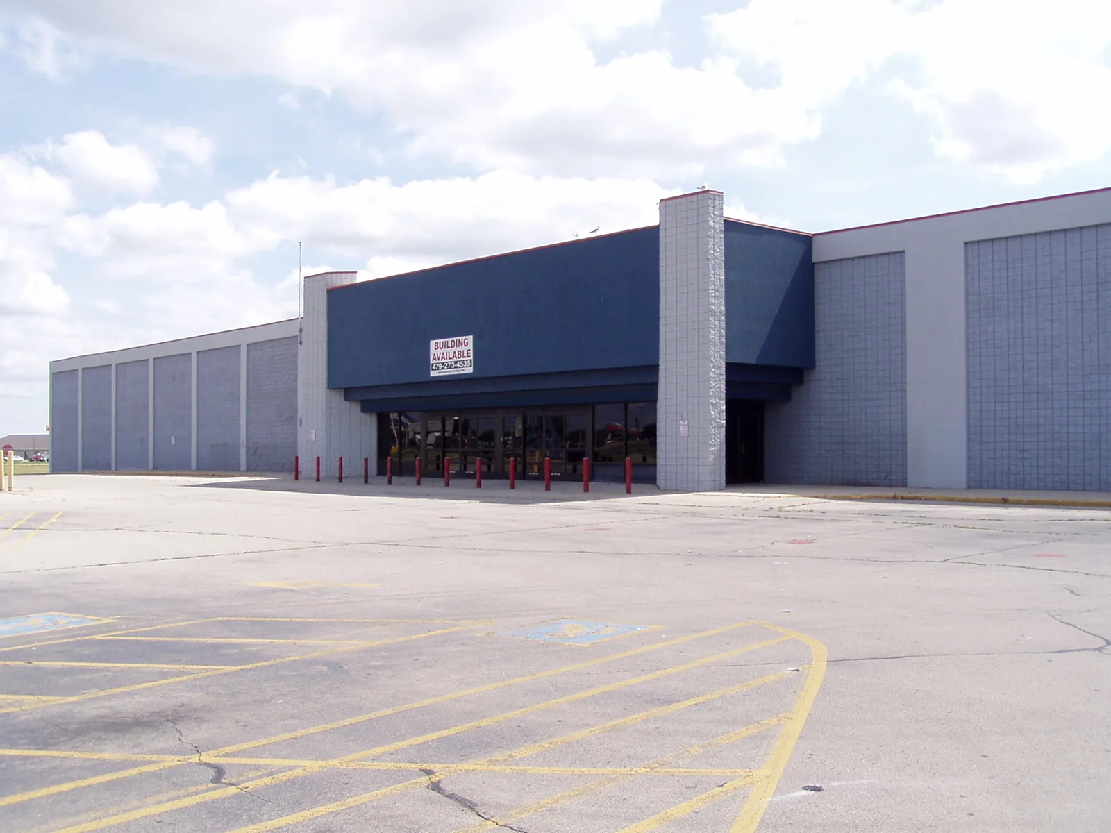 Big-Box Retail Roofing in Grand Prairie, TX